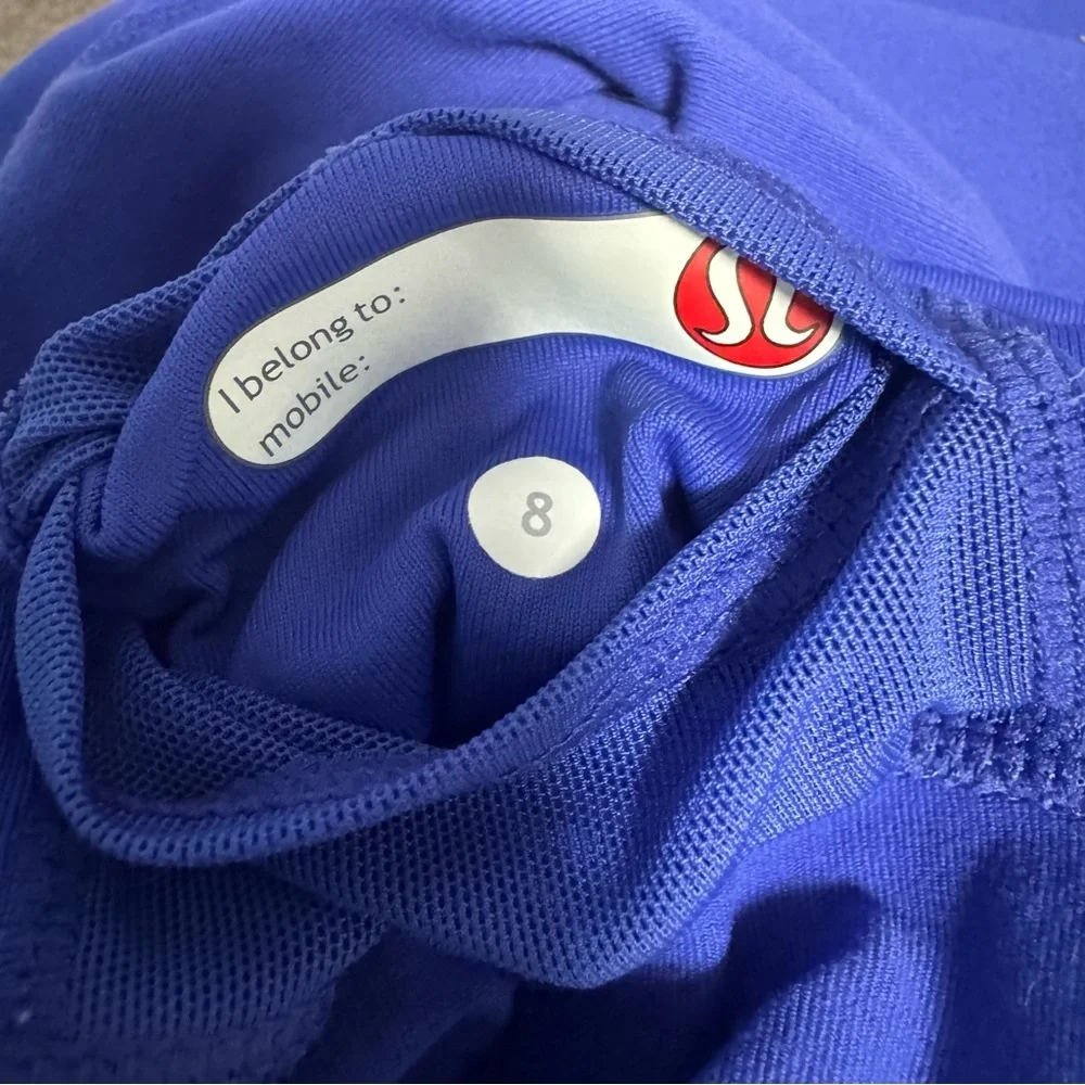 Lululemon Blue White Astro Crop Capri Leggings Size 8